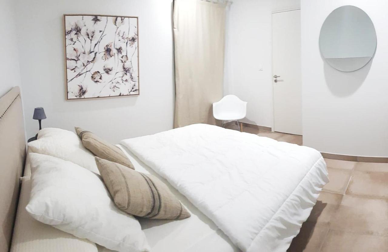 Le Nid Discret Avec Balcon Et Parking Prive Gratuit Apartment Sarlat-la-Caneda Luaran gambar